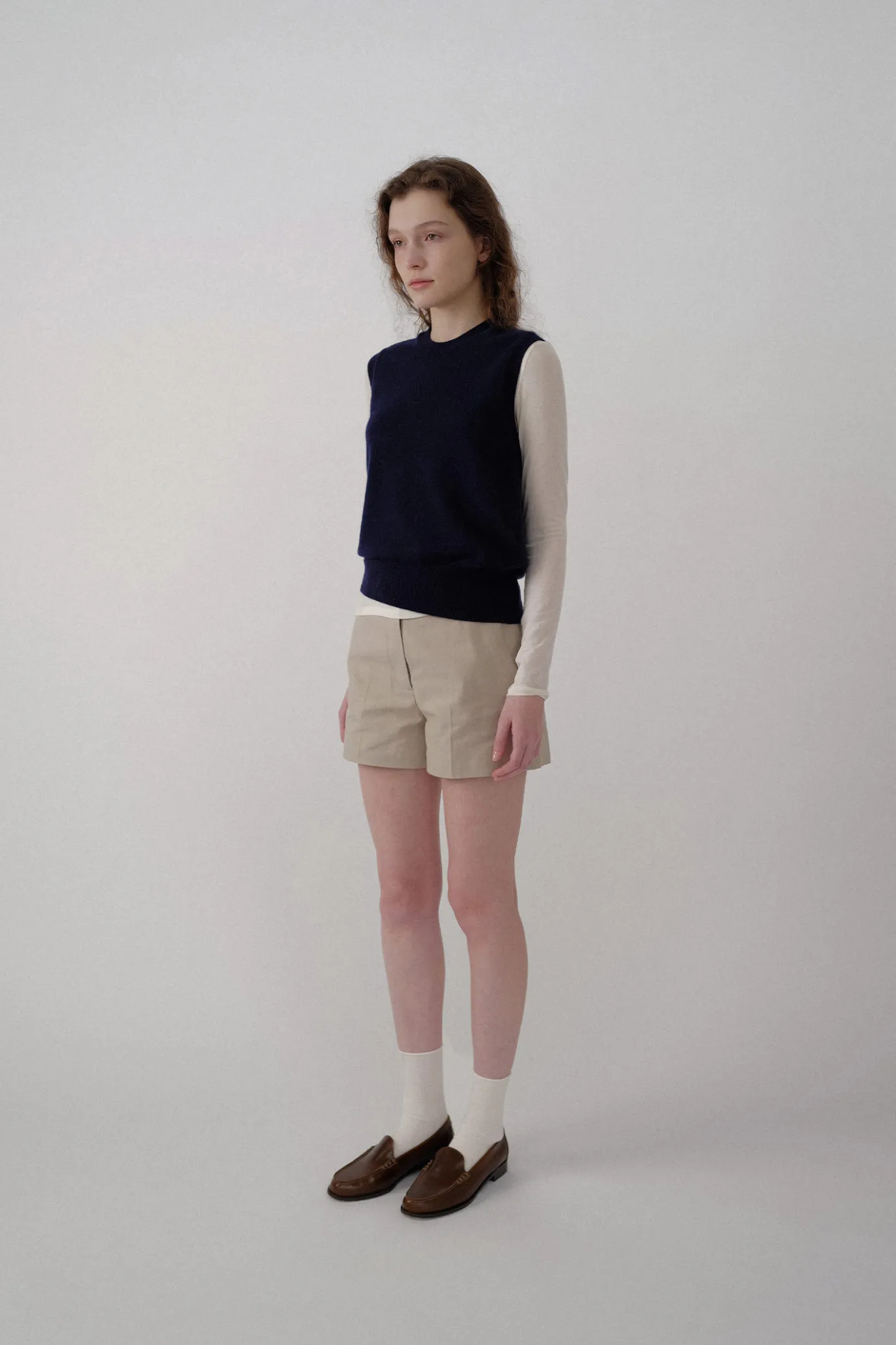 Nothing written Knitwear-Emitt u-neck wool slipover (Navy)