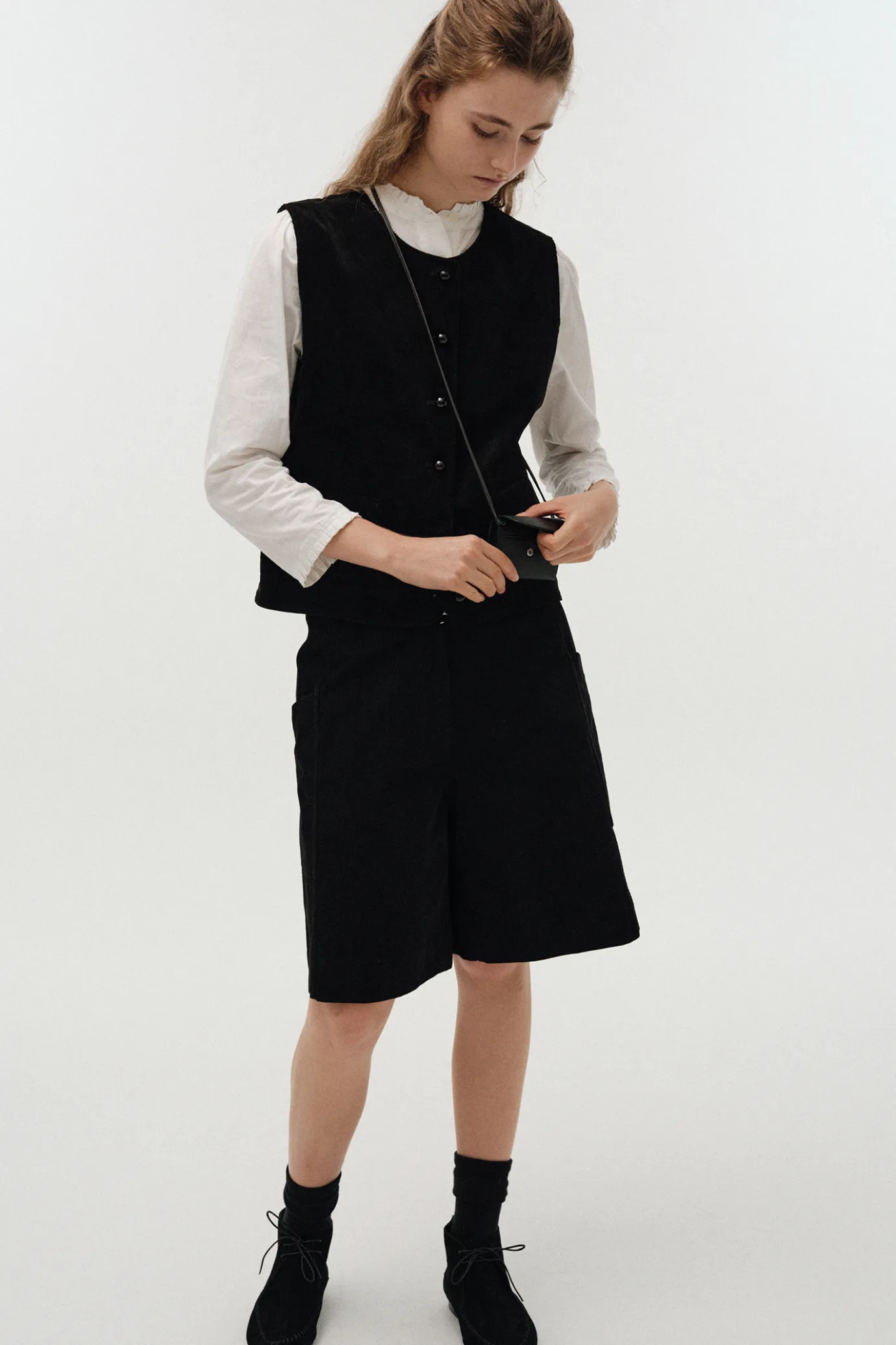 Nothing written Accessories-Leather card holder (Olive)