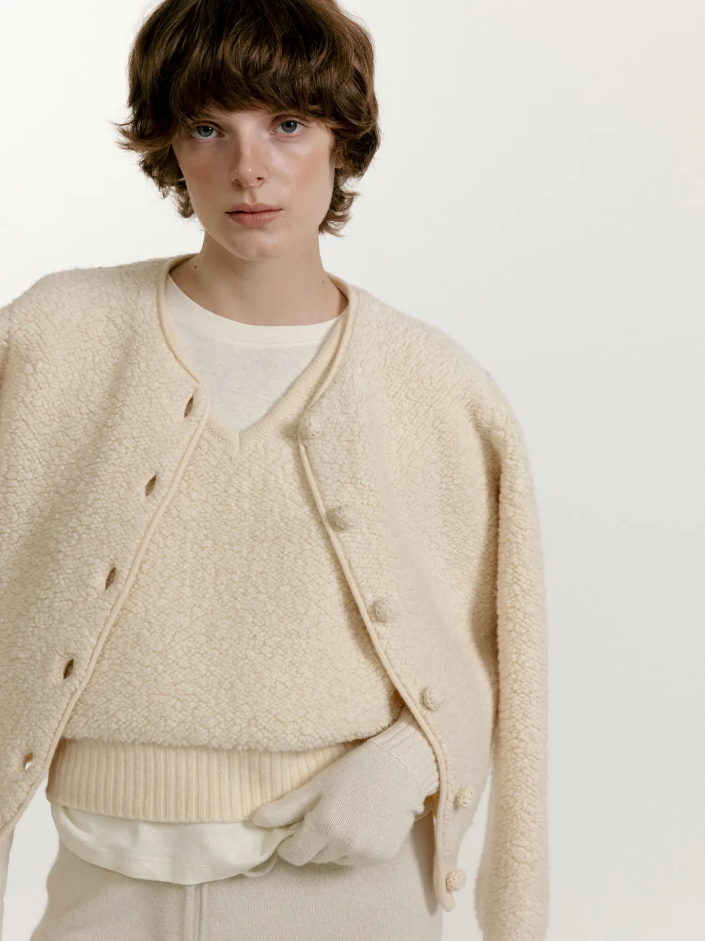 lett_boucle_vest_ivory_4.webp Nothing written Knitwear-Lett boucle vest (Ivory)