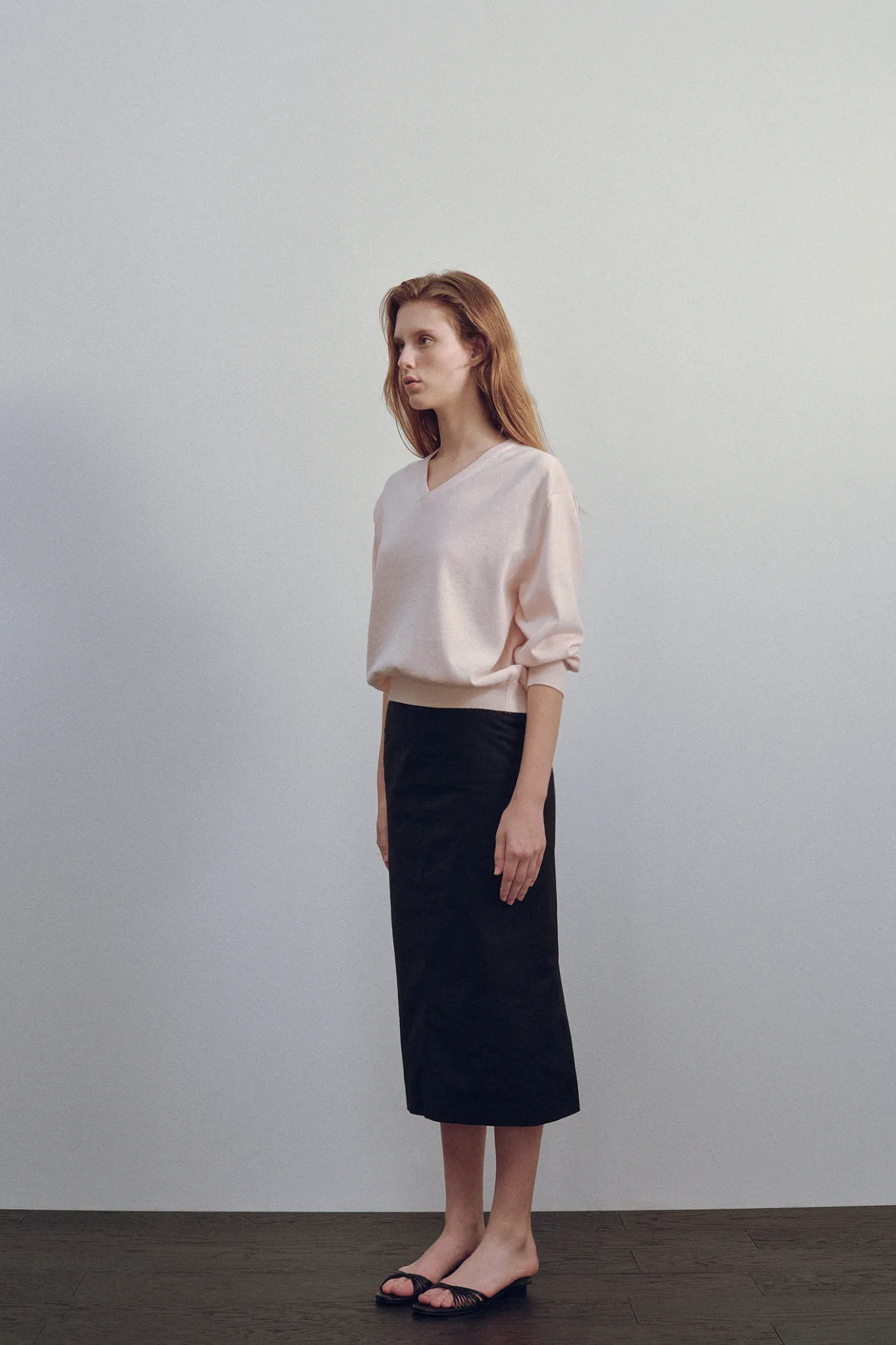 Nothing written Knitwear-2ND / Pipley v-neck pullover (Baby pink)