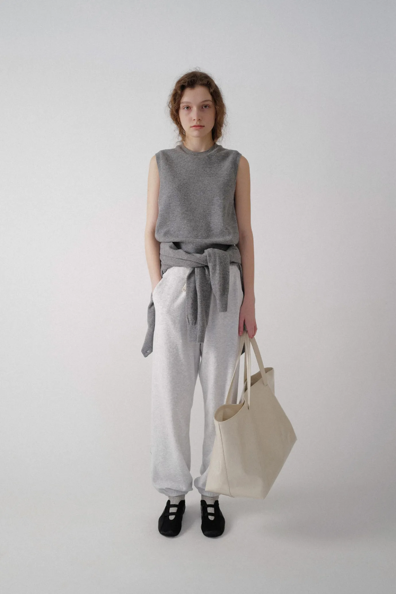 Nothing written Knitwear-3RD / Emitt u-neck wool slipover (Gray)