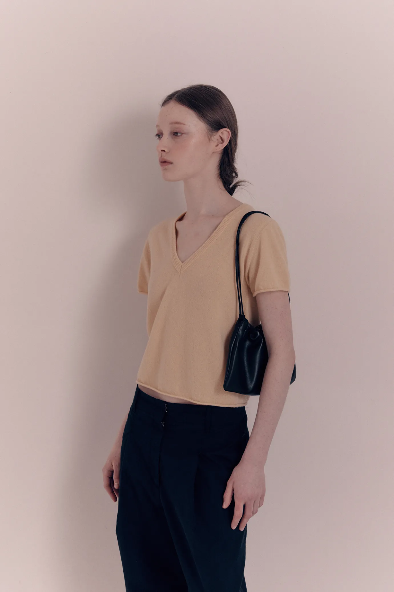 Nothing written Bags-13RD / Nella strap bag (Black)