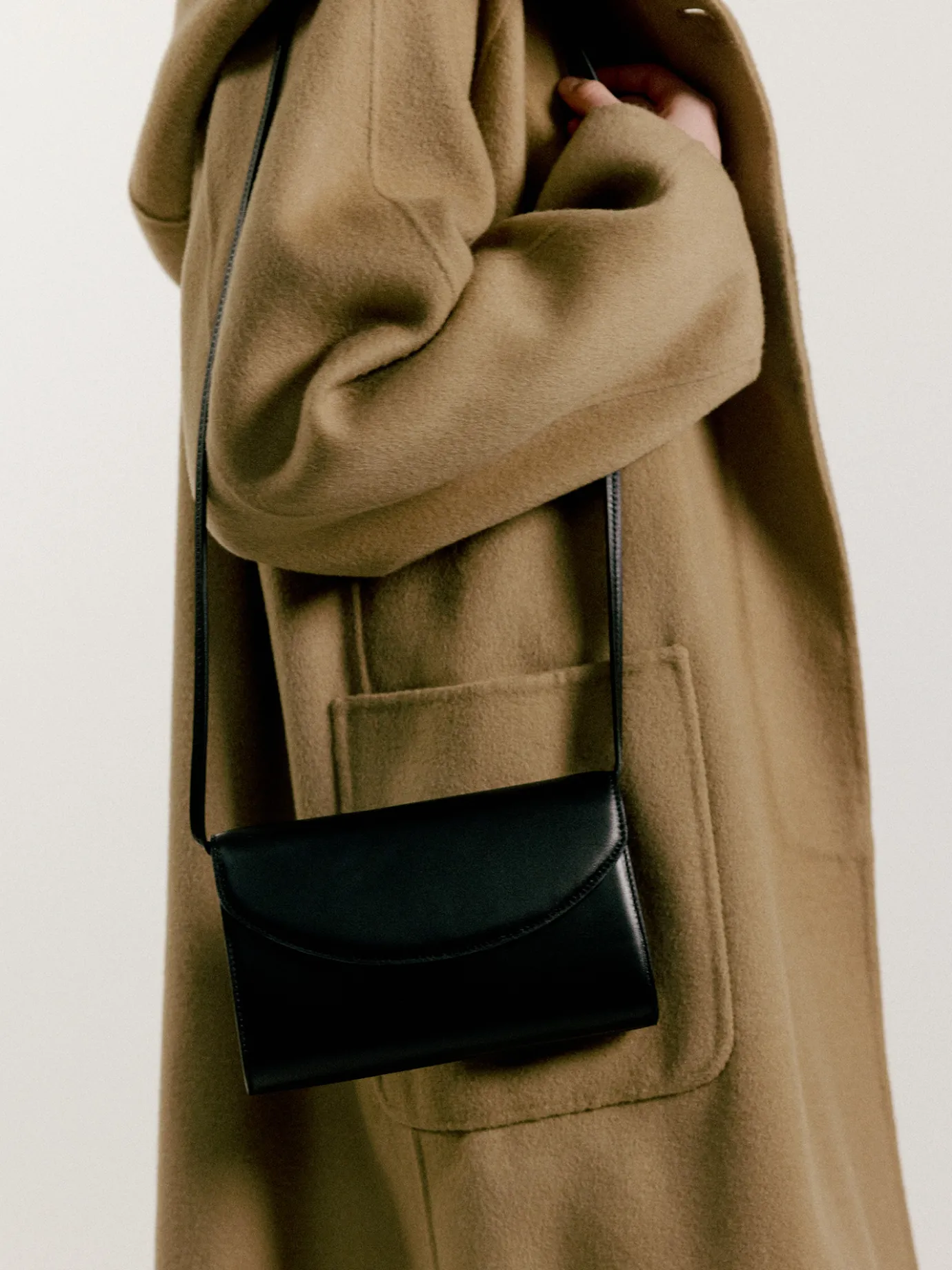 robet_mini_bag_black_4.webp Nothing written Bags-Robet mini bag (Black)