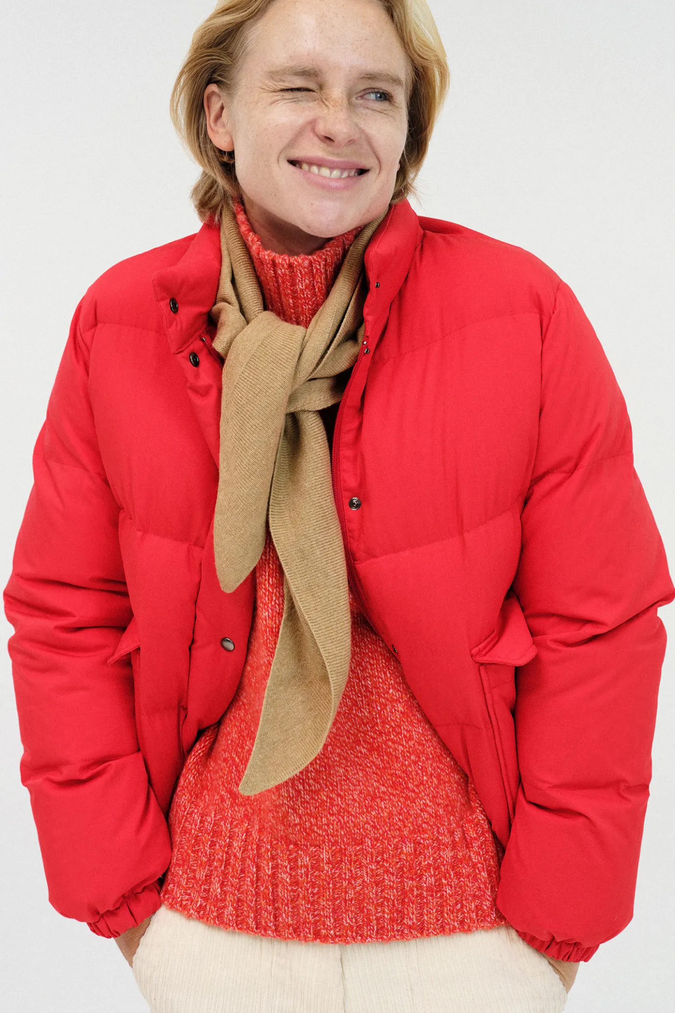 Nothing written Outwears-Tella cropped puffer jacket (Red)