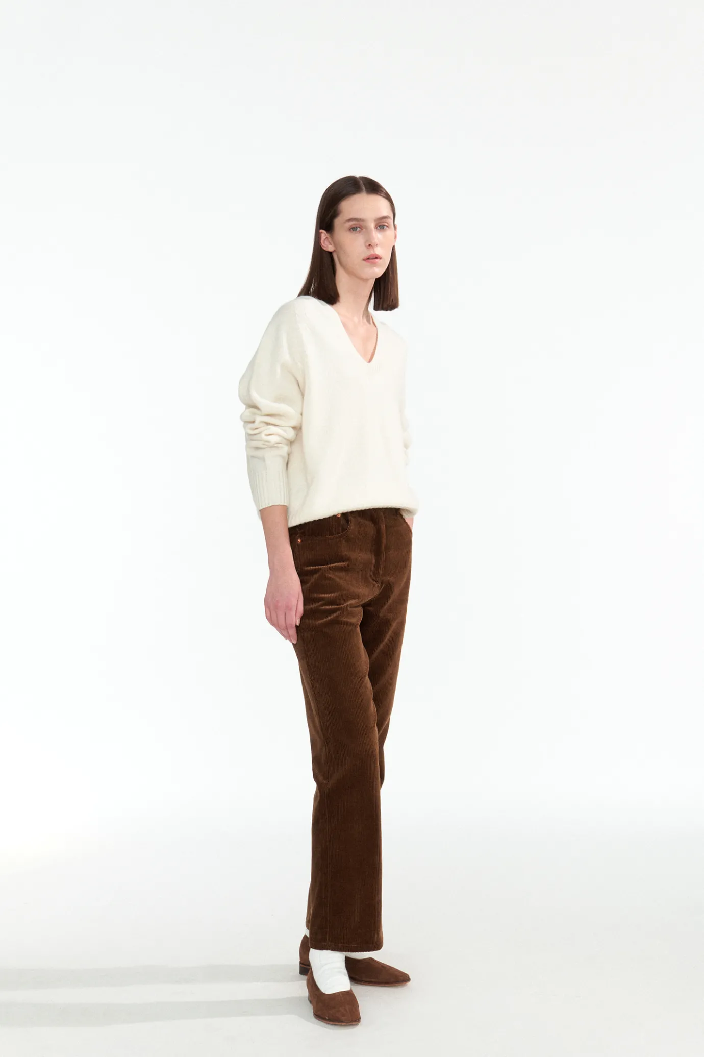 th__erin_wool_vneck_pullo_3.webp Nothing written Knitwear-8TH / Erin wool v-neck pullover (Ivory)