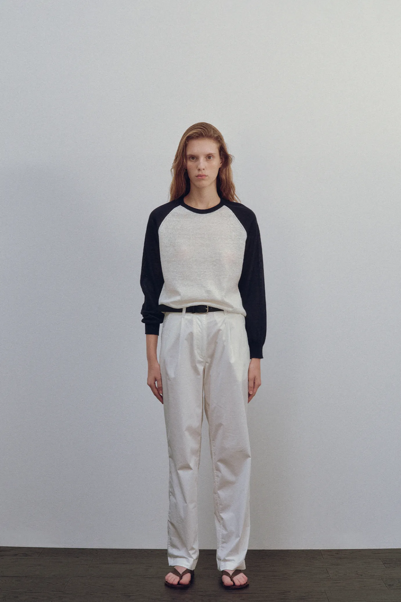Nothing written Knitwear-6TH / Grin linen knit top (Navy ivory)